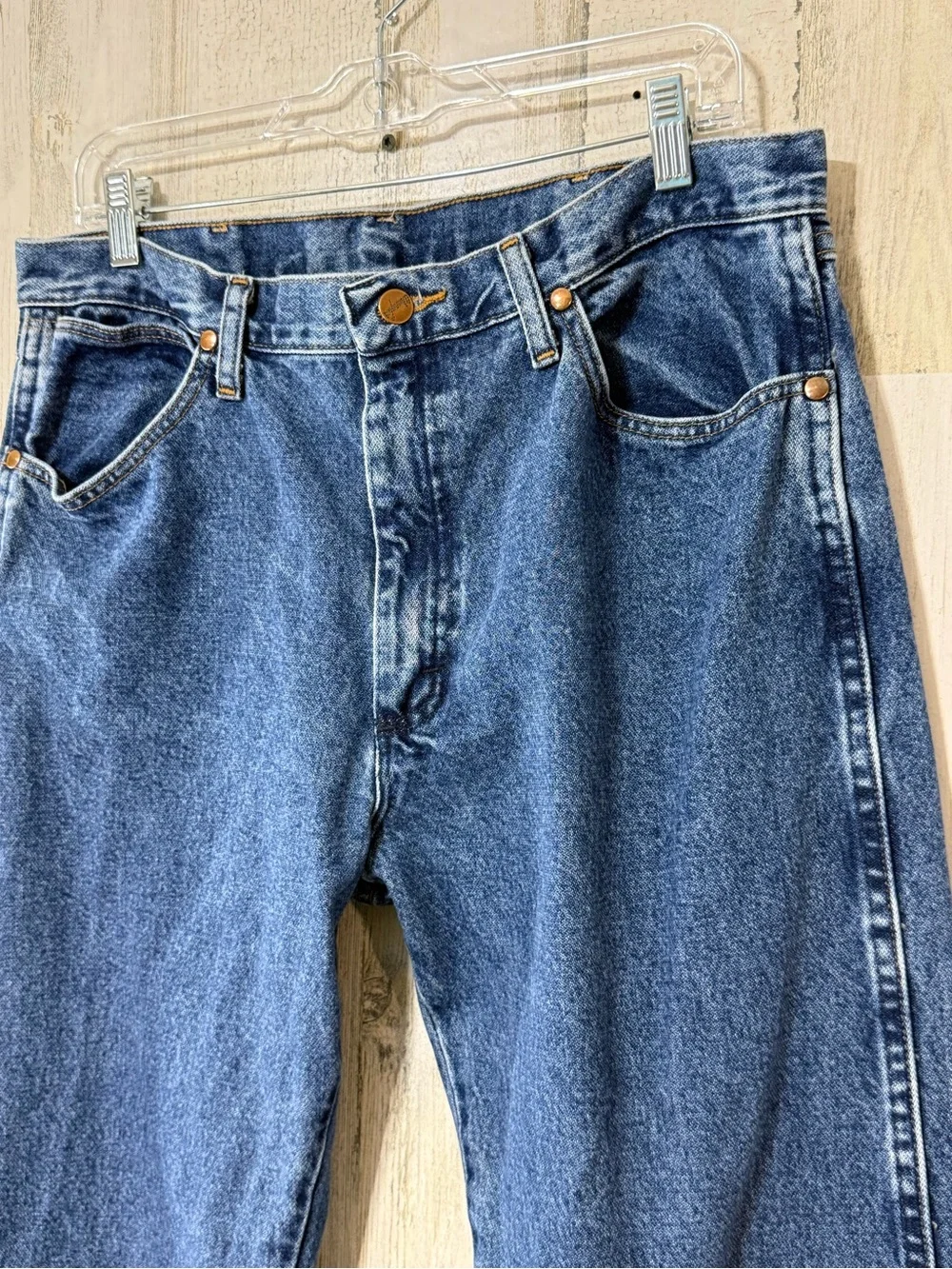 Wrangler Men’s Classic Straight Blue Denim Jeans